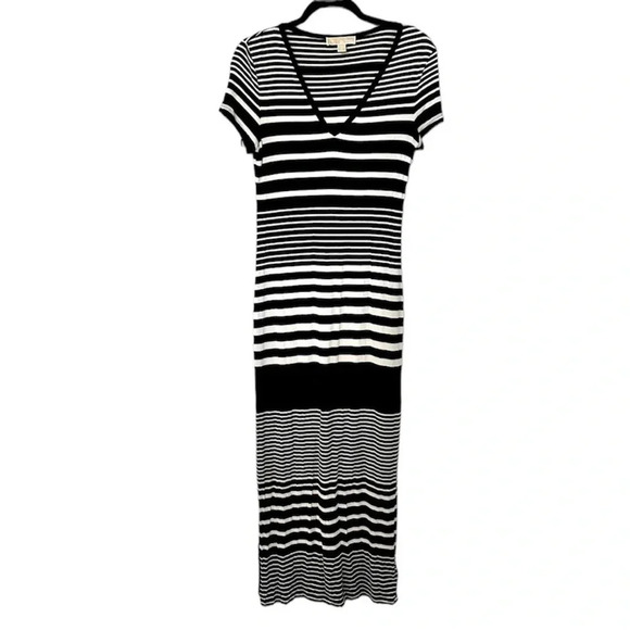 Michael Kors Women's Short Sleeve Black/White Striped V-Neck Maxi Dress Sz S GUC - Picture 1 of 9